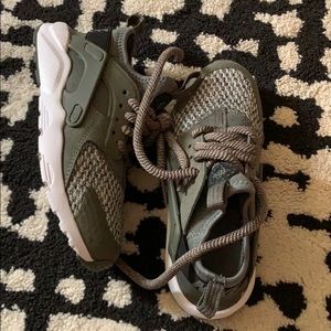 Nike Huarache sneakers